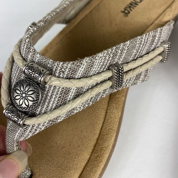 Minnetonka Women's Silverthorne Thong Sandals Size 9 Western Boho Nautical - Picture 3 of 7
